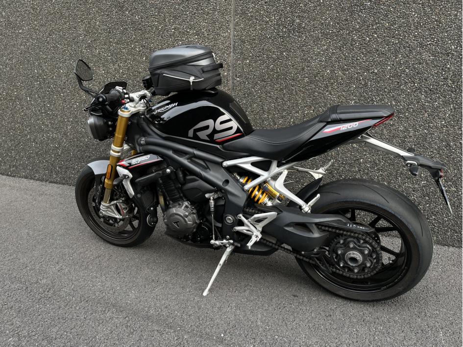 TRIUMPH SPEED TRIPLE 1200 RS