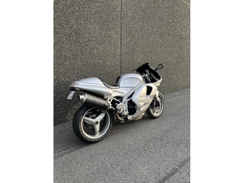 TRIUMPH DAYTONA 955i