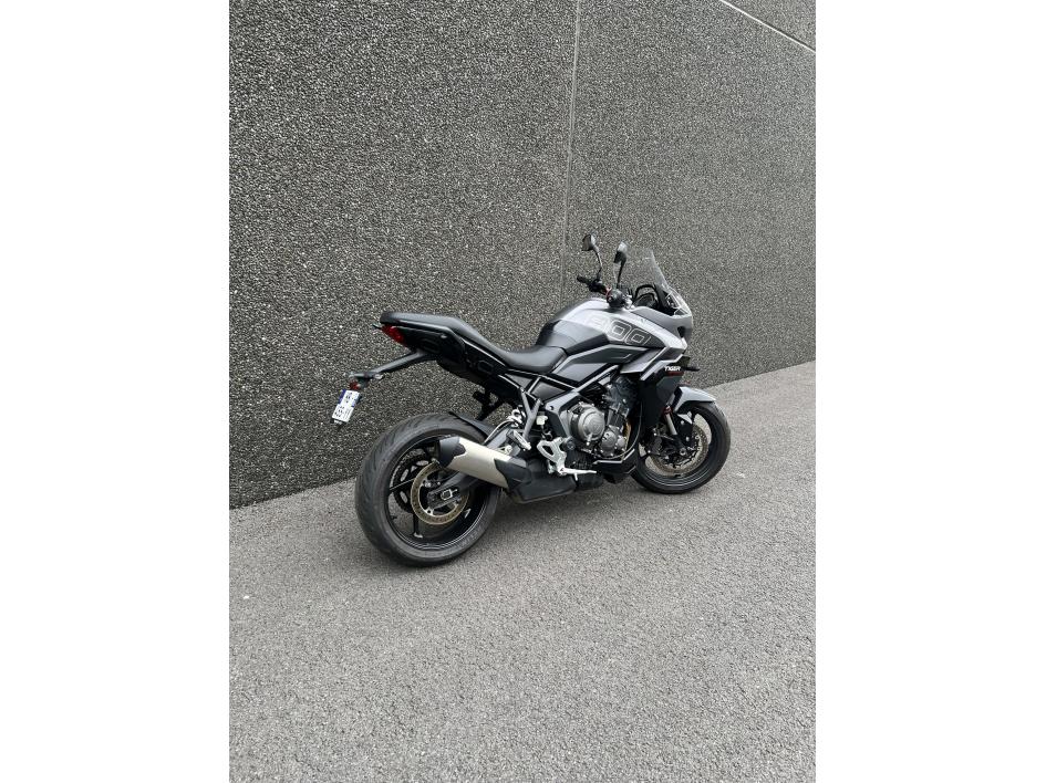 TRIUMPH TIGER SPORT 800
