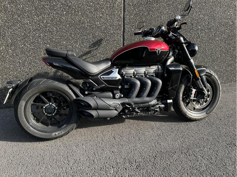 TRIUMPH ROCKET 3 R