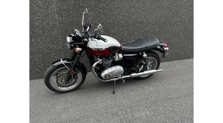 TRIUMPH BONNEVILLE T120