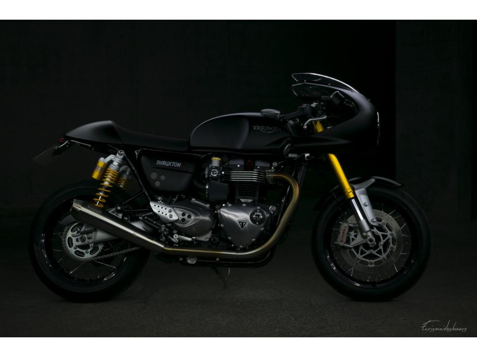 THRUXTON R 1200